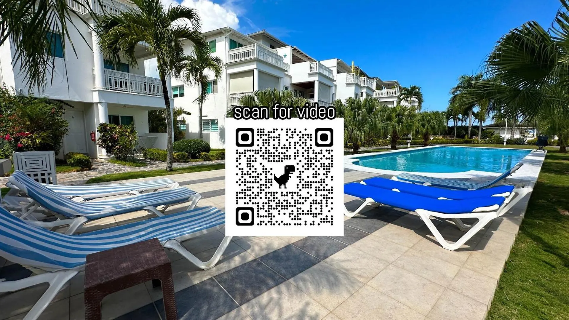La Fenice Beachfront 3 Bedroom With Parking 라스테레나스